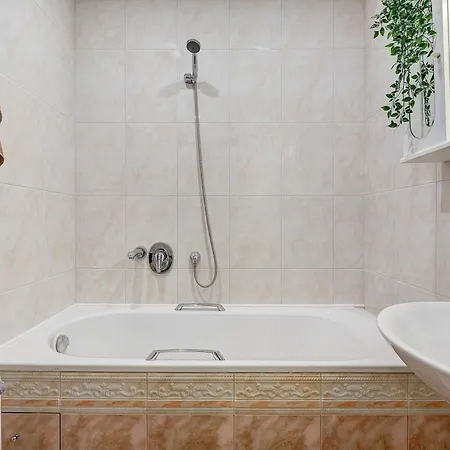 Lägenhet Luxcosy72sq M Selfcheckin Huge2rooms 9minoldtown Freeparking *